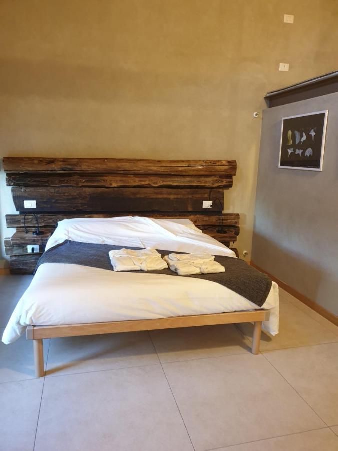 L'Uovo E La Faina Bed & Breakfast Busca Екстериор снимка